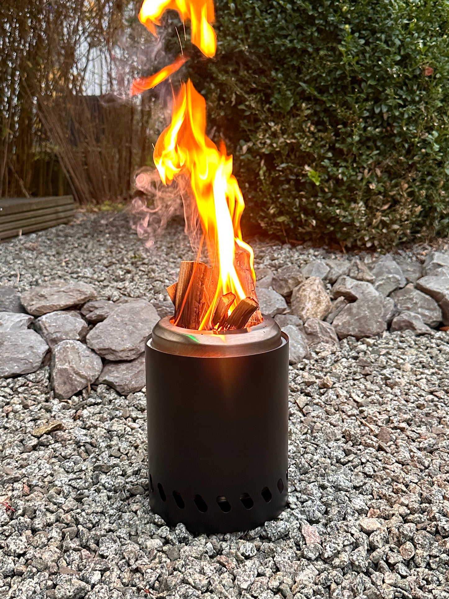Campingfeuer🔥OVEN Holzfeuer-das große Feuer to go! Rauchfrei-sauber-transportabel - mit Tasche